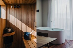 Haartrockner, Hausschuhe, Handtücher, Shampoo