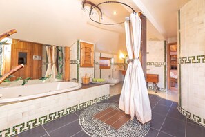Shower, jetted bath, hair dryer, bidet