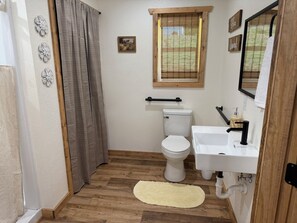 Signature Cabin, 1 King Bed with Sofa bed, Patio, Mountain View | Bathroom | Shower, free toiletries, hair dryer, towels