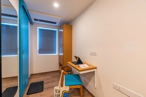 Deluxe Private AC Room with Ensuite Bathroom