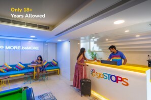 Reception - goSTOPS Bengaluru Jayanagar (Bengaluru)