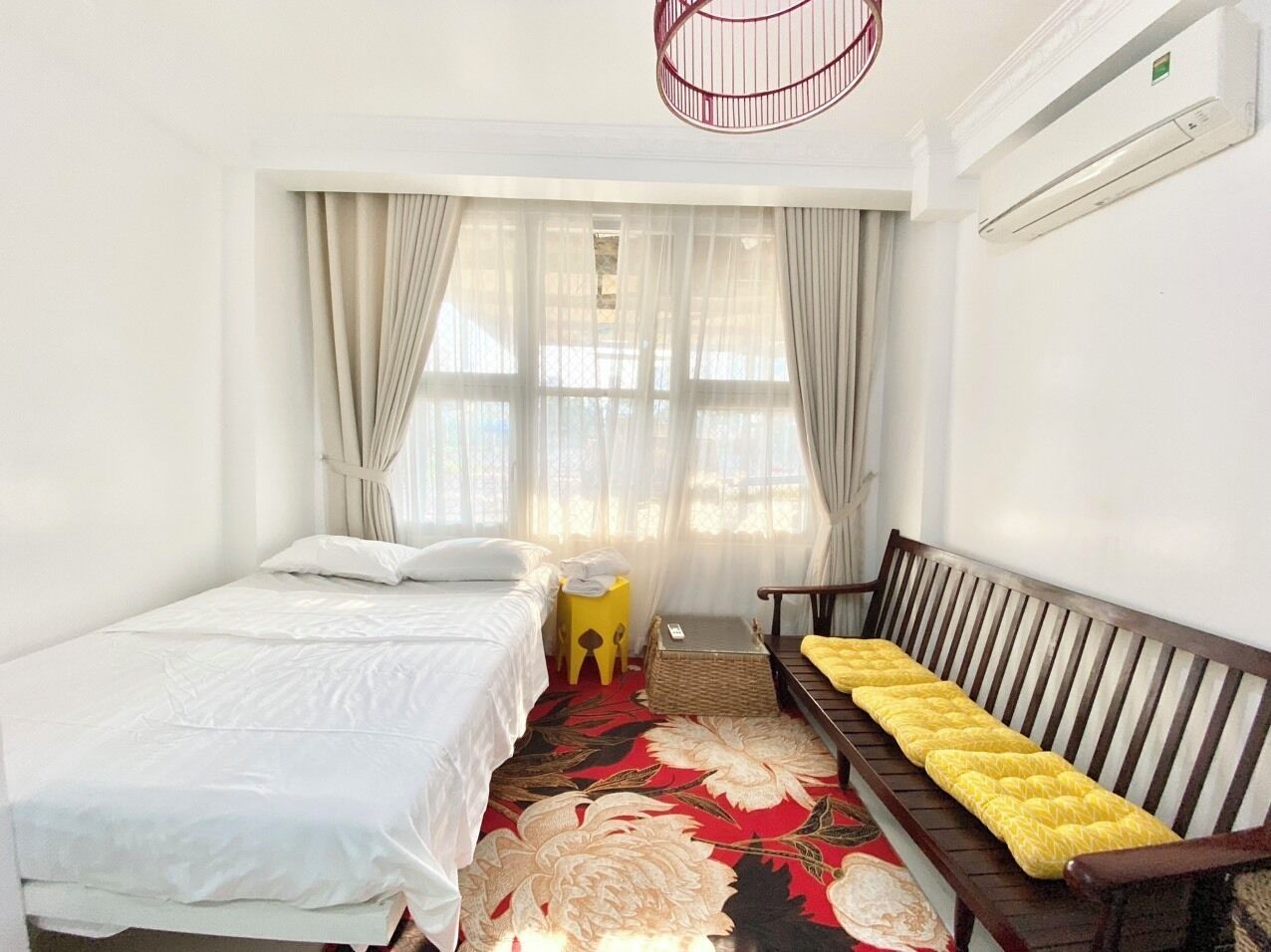 Comfort Room, City View | Desk, laptop workspace, iron/ironing board, free WiFi