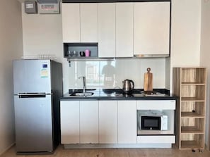 Condo, 2 Bedrooms, Accessible, Smoking | Interior