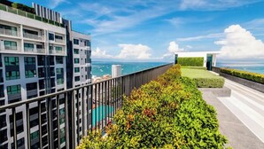 Property grounds - 2 Bed Room Central Location-sea View Infinity Pool (Pattaya)