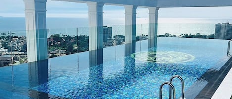 Apartment, 2 Bedrooms, Accessible, Smoking | Pool