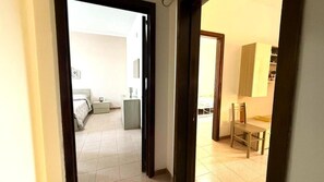 3 bedrooms, iron/ironing board