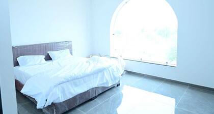 SR Hotel Restaurant & Cafe