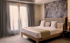 3 chambres, fer et planche à repasser, Wi-Fi, draps fournis