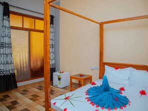 Iron/ironing board, free WiFi - Tumaini Bungalows (Nungwi)