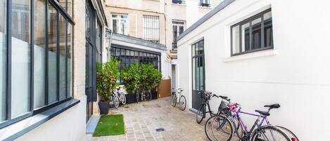 Enceinte de l’hébergement