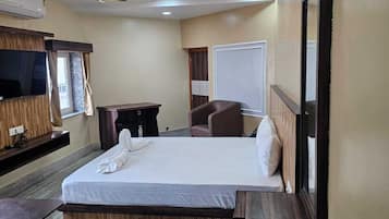 Deluxe Double Room | Room amenity