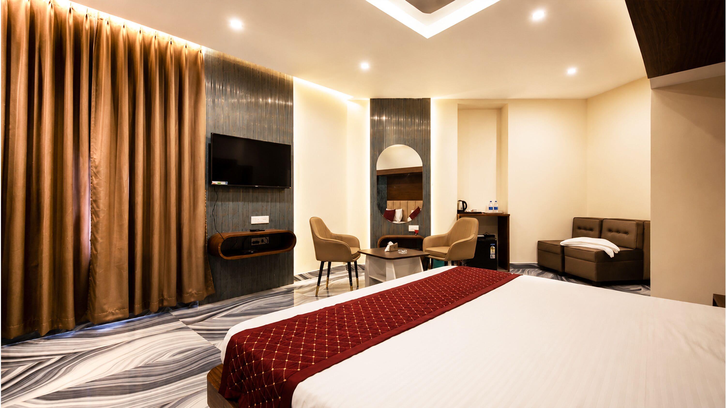 Habitación de lujo doble | Ropa de cama de alta calidad, colchones Select Comfort, minibar