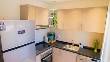 Apartment, 2 Bedrooms, Accessible, Patio | Interior