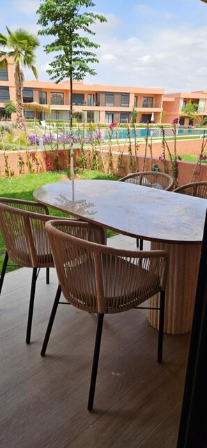 Apartment, 2 Bedrooms, Accessible, Patio | Outdoor dining