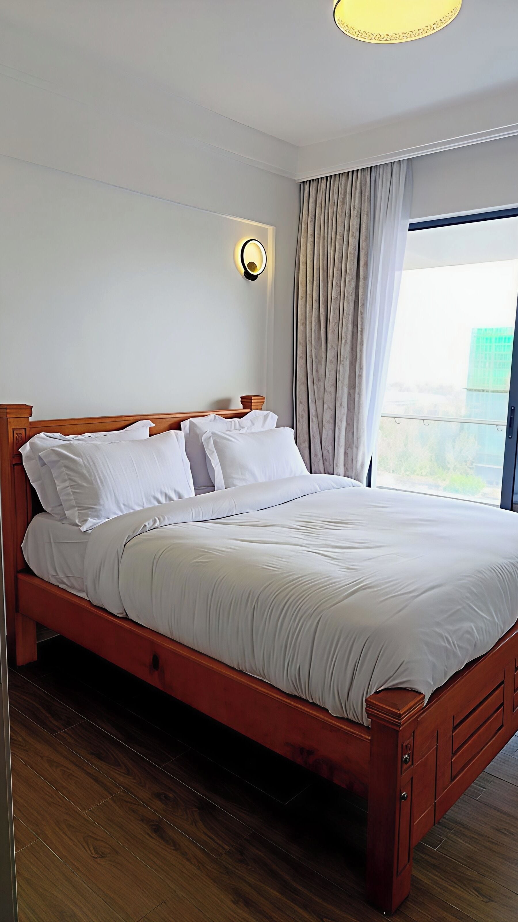 Luxury Apartment, City View | Individually decorated, individually furnished, laptop workspace