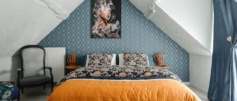 3 عدّة غرف نوم وواي فاي وملاءات أسرّة