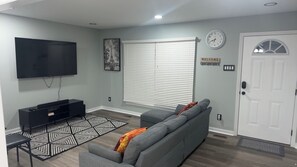 Smart TV, music library