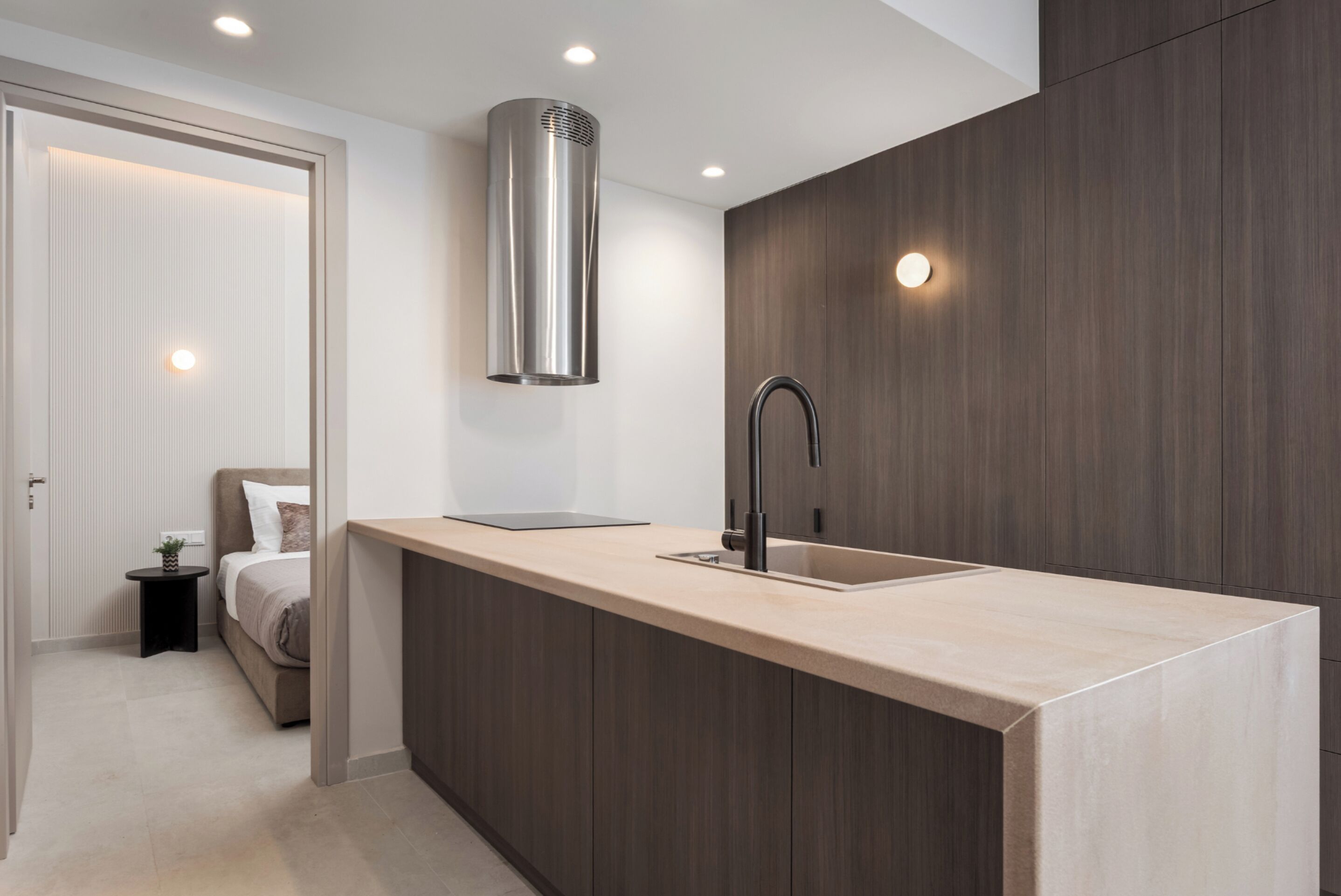 Glyfada Prime Apartment | Eget kjøkken | Kjøleskap, mikrobølgeovn, ovn og kokeplater