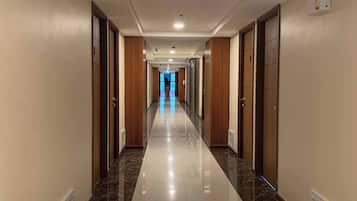 Condo, 1 Bedroom, Accessible, Balcony | Interior