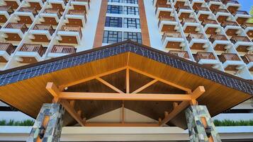 Condo, 1 Bedroom, Accessible, Balcony | Exterior