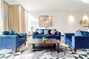 Smart TV 55 pulgadas con canales de televisión digitales, libros