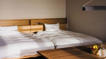 Desk, free WiFi, bed sheets