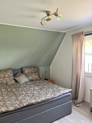 1 camera, Wi-Fi, lenzuola