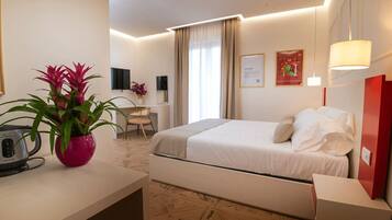 Junior-Doppel- oder -Zweibettzimmer | Zimmersafe, VerdunkelungsvorhÀnge, kostenloses WLAN