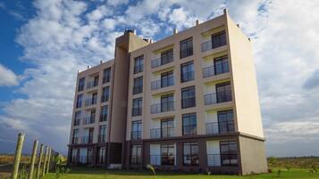 Bungalow Familial, 3 chambres, patio, vue montagne | Vue sur les montagnes