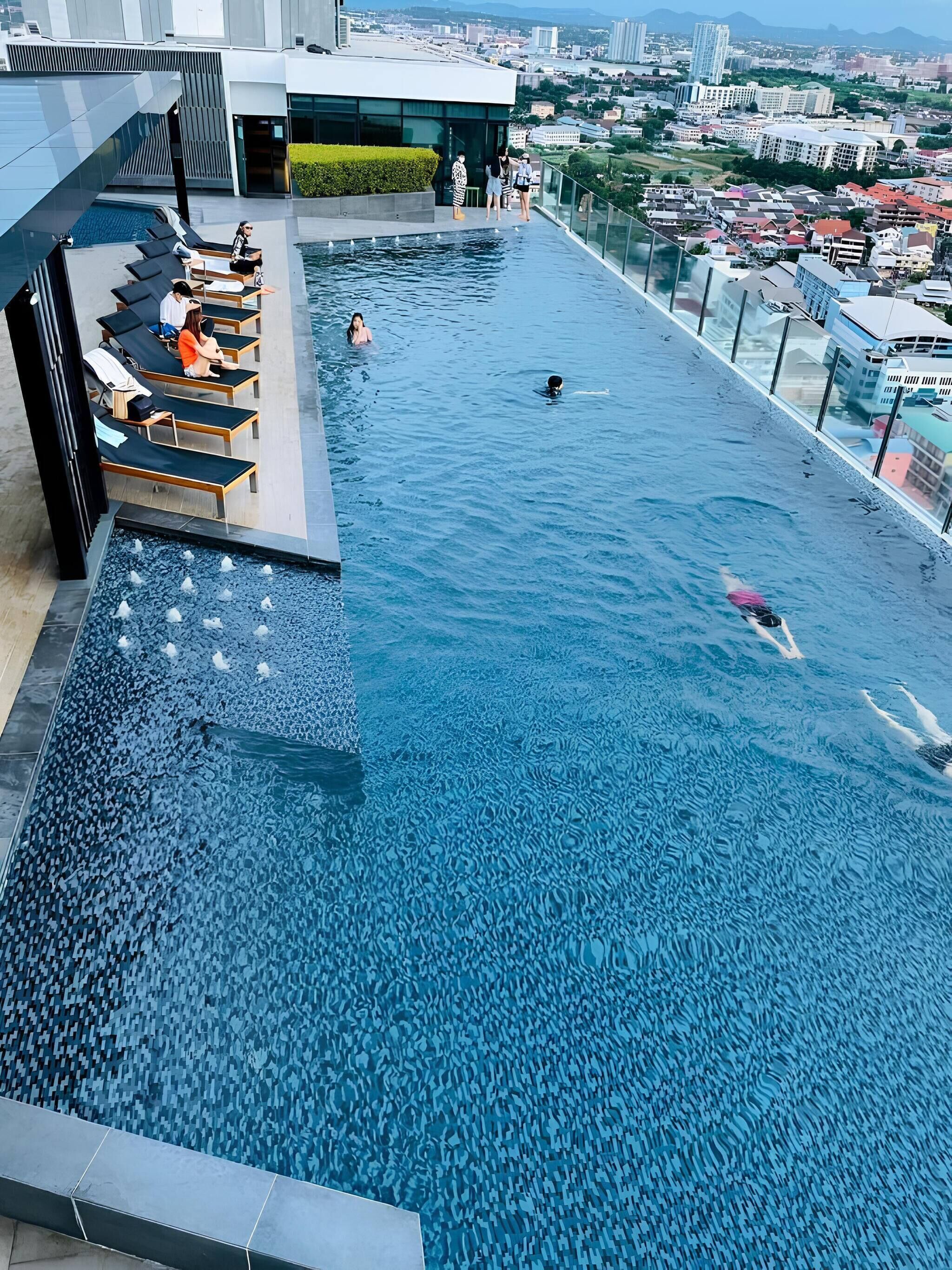 Condo, 2 Bedrooms, Accessible, Smoking | Pool | Outdoor pool