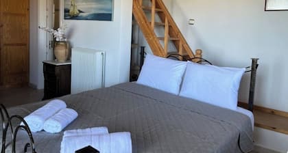 Detached maisonette House with two verandas, and full furnitured.