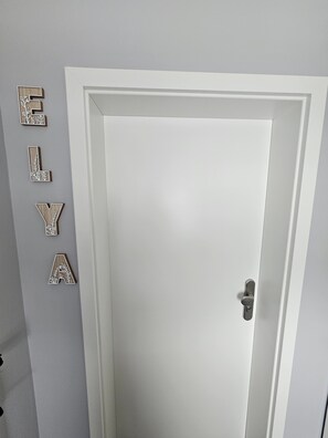 Interior - Elya Apartment – Garden Retreat Near Events, Outlet & Spa (Bad Münstereifel)