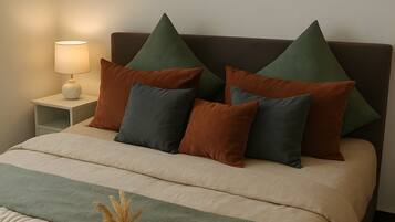 1 slaapkamer, een strijkplank/strijkijzer, wifi, beddengoed