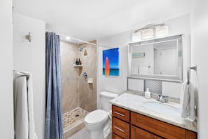 Standard Apartment, Lanai, Ocean View | Bathroom | Hair dryer