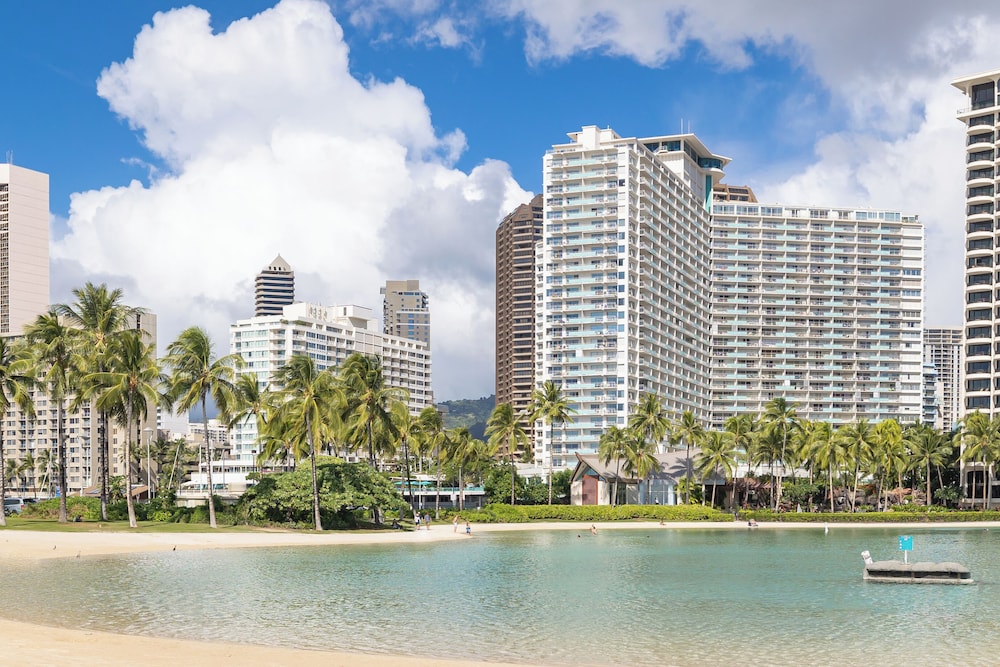 Ilikai Hotel & Luxury Suites by null