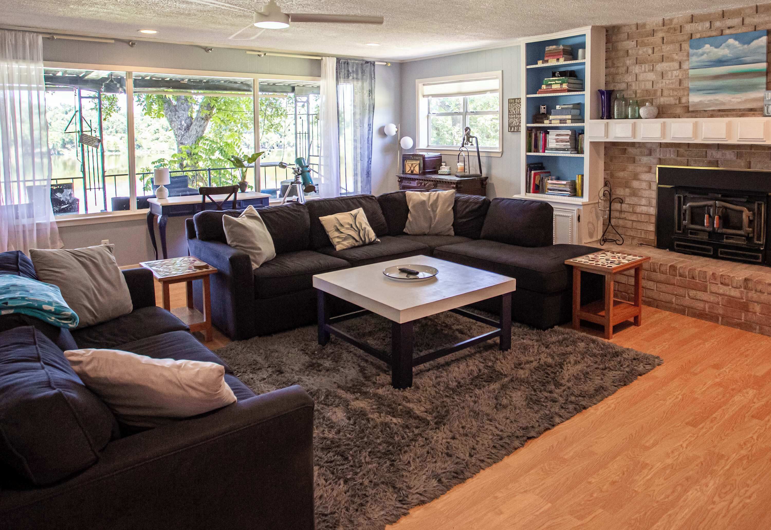 TV, video games, DVD player, offices