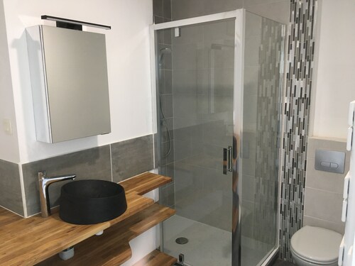 T2 30 M² 4 Couchages max proche tout commerces et accès 4 voies