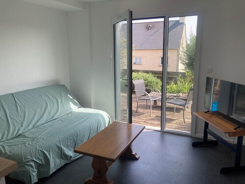 T2 30 M² 4 Sleeps max close to shops and 4-way access