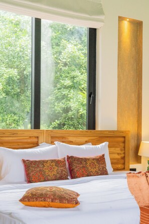 Villa - 4 BHK with Swimming pool | Bộ trải giường bằng vải cotton Ai Cập, bộ đồ giường cao cấp