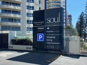 Property entrance - Beachfront City Oasis Soul 905 (Surfers Paradise)