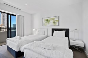 Iron/ironing board, free WiFi