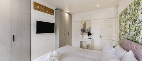 2 Schlafzimmer, Bügeleisen/Bügelbrett, kostenloses WLAN, Bettwäsche