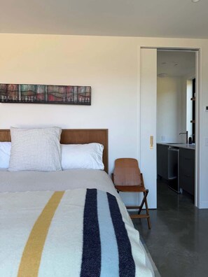 1 Schlafzimmer, Schreibtisch, BĂŒgeleisen/BĂŒgelbrett, WLAN