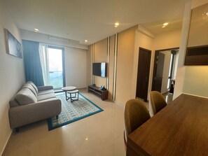 Classic Suite | Living area