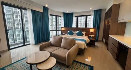 HAYWOOD HILLTOP WELLNESS LIVING