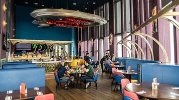 2 bars/lounges, poolside bar