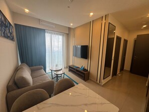 Junior Suite | Living area
