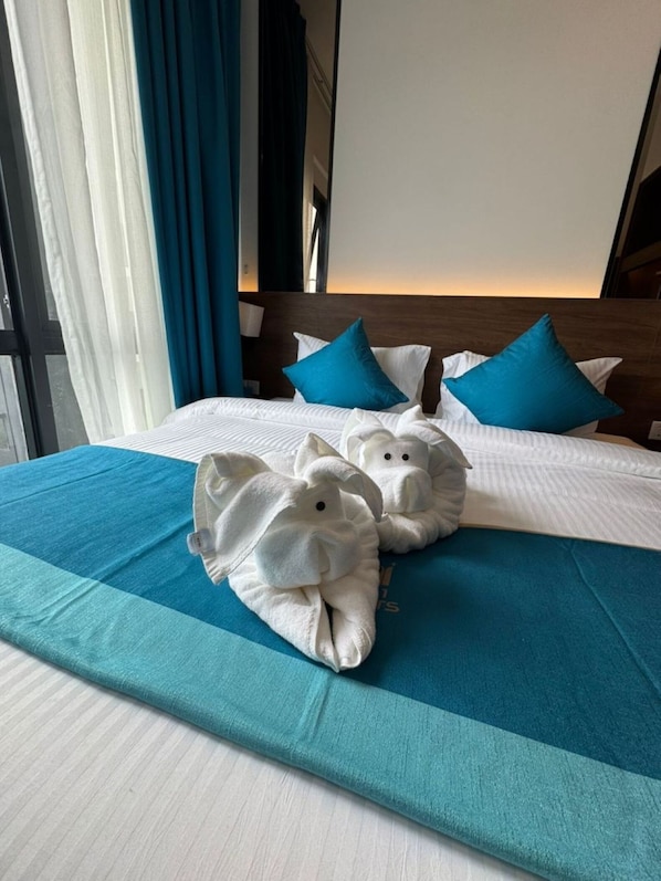 In-room safe, desk, blackout curtains, soundproofing
