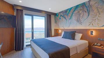 Chambre Deluxe, 1 très grand lit, non-fumeurs, vue lac | Literie hypoallergénique, couette en duvet d'oie