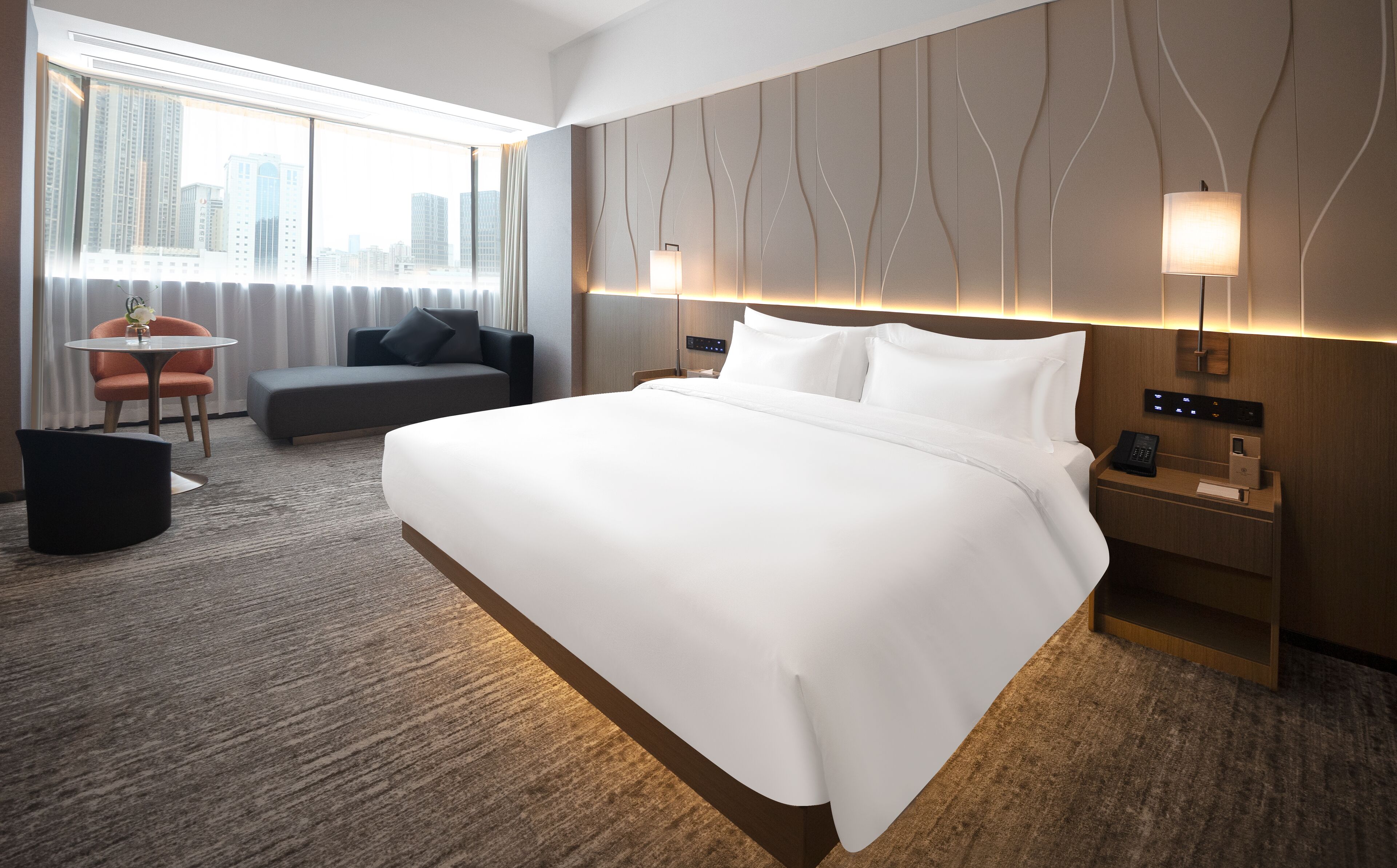 Escritorio, espacio para trabajar con laptop y wifi gratis 